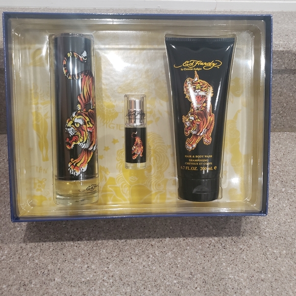 Ed Hardy by Christian Audigier 